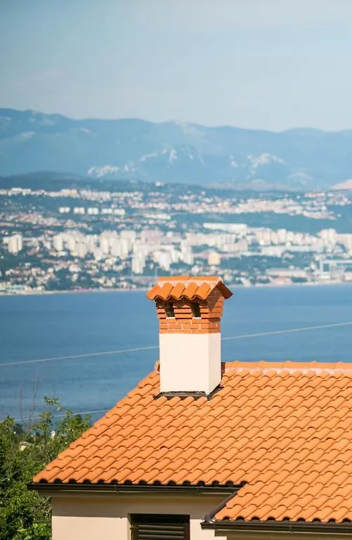 Guesthouse Gauss 3*, Opatija